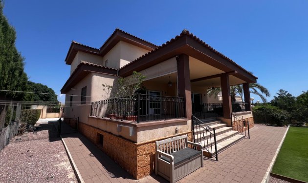 Resale - Chalet - Elche Pedanías - Valverde