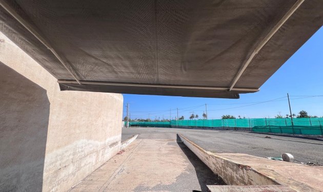 Lange Termijn Verhuur - Nave industrial - Elche