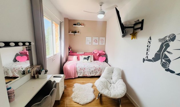 Resale - Chalet - Gran alacant - Avda. mediterraneo