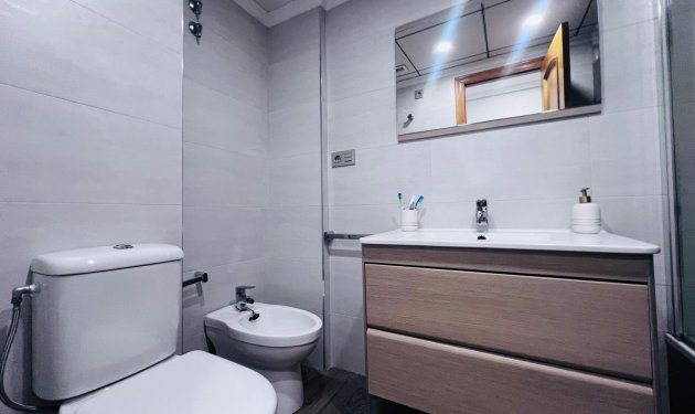 Resale - Townhouse - Elche - Campo de Fútbol