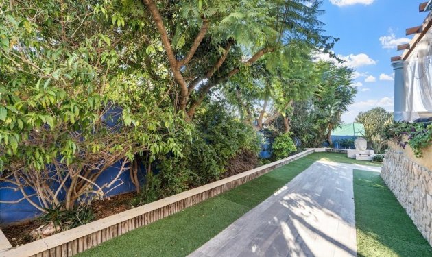 Reventa - Villa de Lujo - Santa Pola