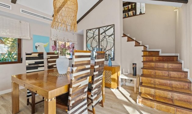 Reventa - Villa de Lujo - Santa Pola