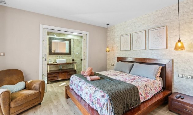 Reventa - Villa de Lujo - Santa Pola