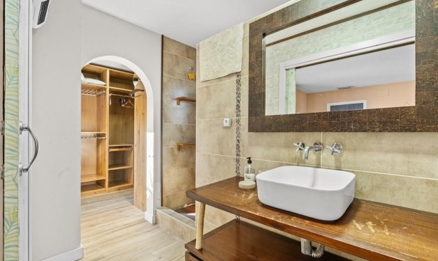 Reventa - Villa de Lujo - Santa Pola