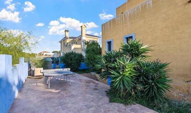 Reventa - Villa de Lujo - Santa Pola