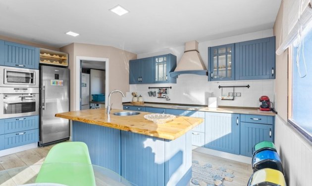 Reventa - Villa de Lujo - Santa Pola