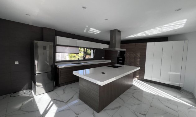 Resale - Chalet - Elche Pedanías - Peña las Águilas