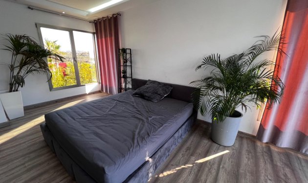 Resale - Chalet - Elche Pedanías - Peña las Águilas