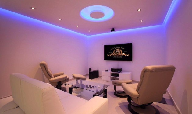 Resale - Chalet - Altea - Zona de Mascarat