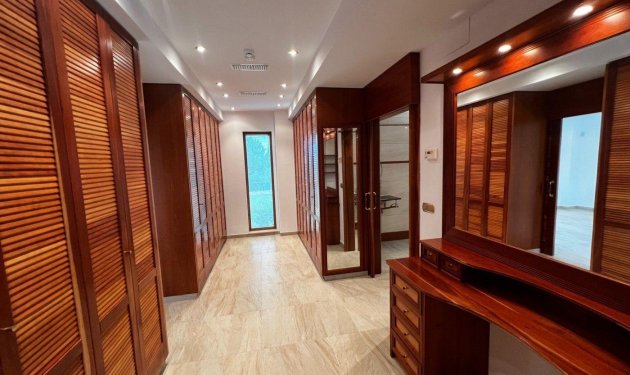 Odsprzedaż - Finca rústica - Penaguila