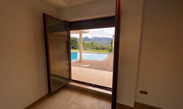 Odsprzedaż - Finca rústica - Penaguila