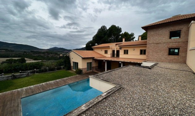 Odsprzedaż - Finca rústica - Penaguila