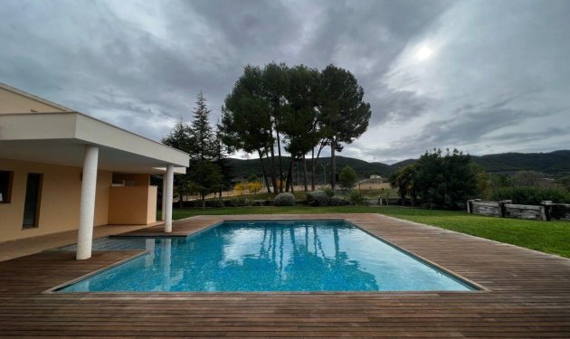 Odsprzedaż - Finca rústica - Penaguila