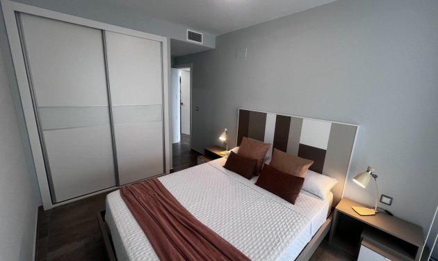 Resale - Apartamento - Elche - Playa arenales del sol