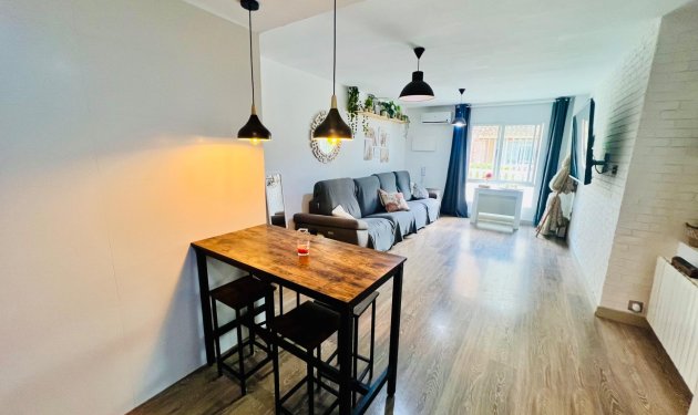 Resale - Chalet - Gran alacant - Avda. mediterraneo