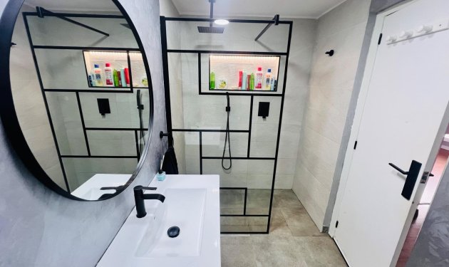 Resale - Chalet - Gran alacant - Avda. mediterraneo