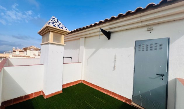 Resale - Chalet - Gran alacant - Avda. mediterraneo