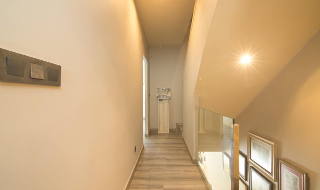 Resale - Bungalow - Arenales del Sol - Zona paseo maritimo