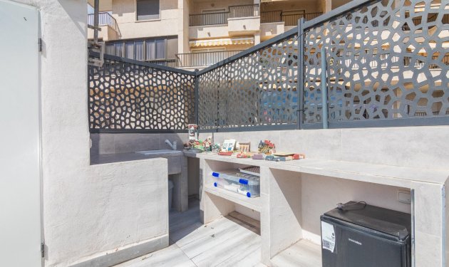 Resale - Bungalow - Arenales del Sol - Zona paseo maritimo