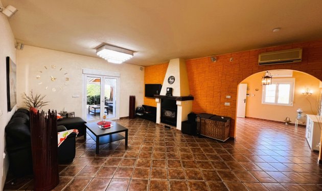 Resale - Chalet - Orihuela - Molins-Campaneta-San Bartolomé