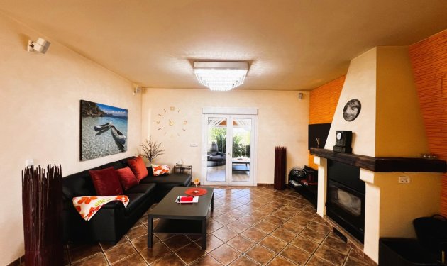 Resale - Chalet - Orihuela - Molins-Campaneta-San Bartolomé