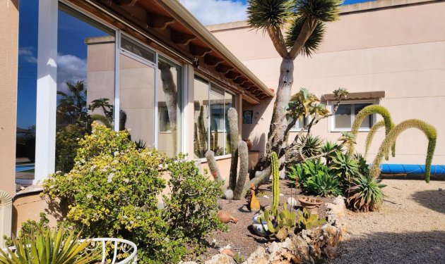 Resale - Chalet - Orihuela - Molins-Campaneta-San Bartolomé