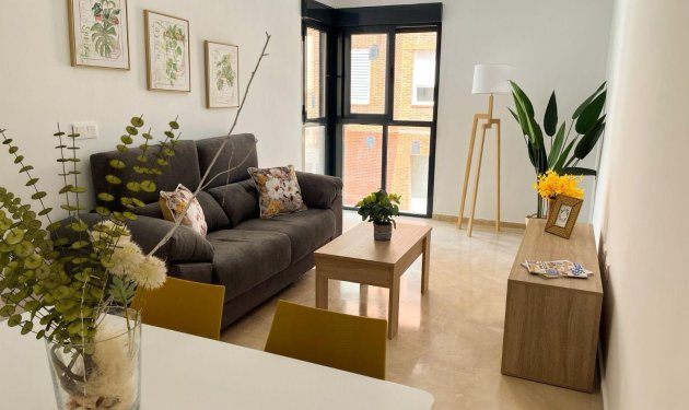 Resale - Apartamento - Elche - Altabix