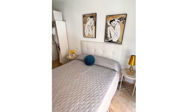 Resale - Apartamento - Elche - Altabix