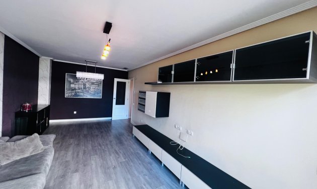 Resale - Planta baja - Elche - Zona Universidad