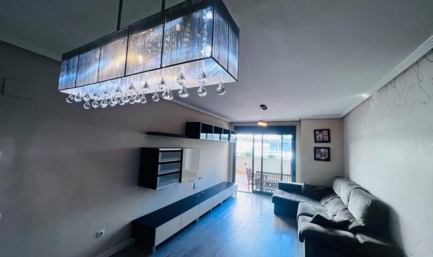 Resale - Planta baja - Elche - Zona Universidad