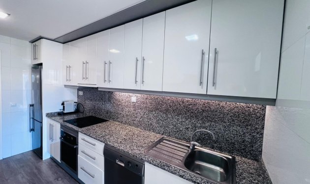 Resale - Planta baja - Elche - Zona Universidad