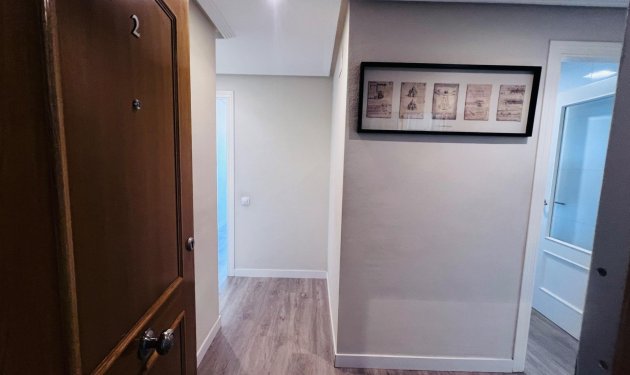 Resale - Planta baja - Elche - Zona Universidad