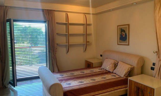 Resale - Chalet - Alicante - Playa de San Juan