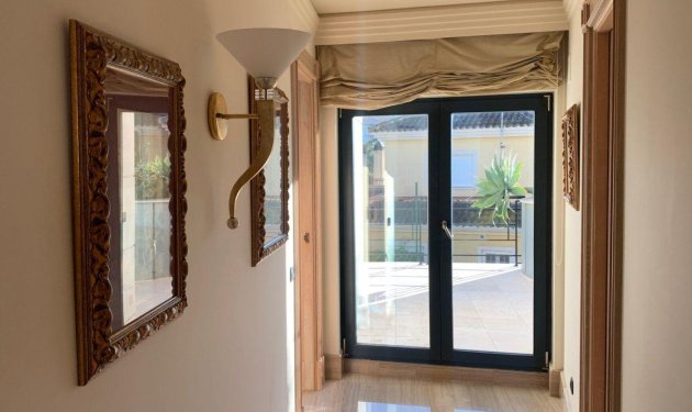 Resale - Chalet - Alicante - Playa de San Juan