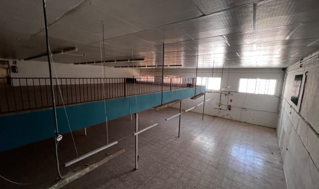 Resale - Nave industrial - Albatera - Pueblo 11