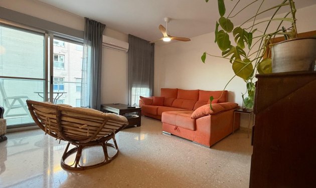 Resale - Apartamento - Elche - Zona Deportiva-Nuevo Altabix