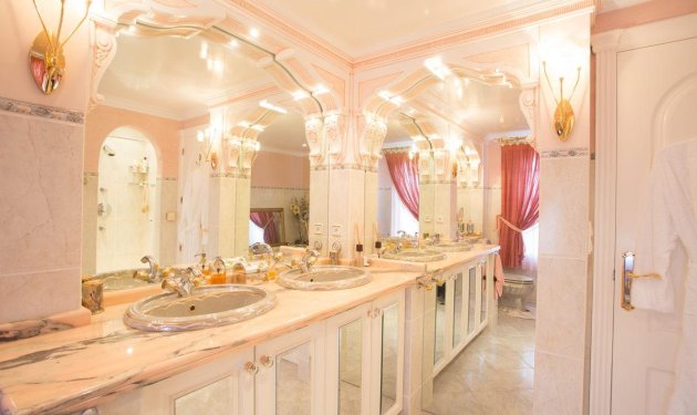 Resale - Villa de Lujo - La Nucía - Coloma