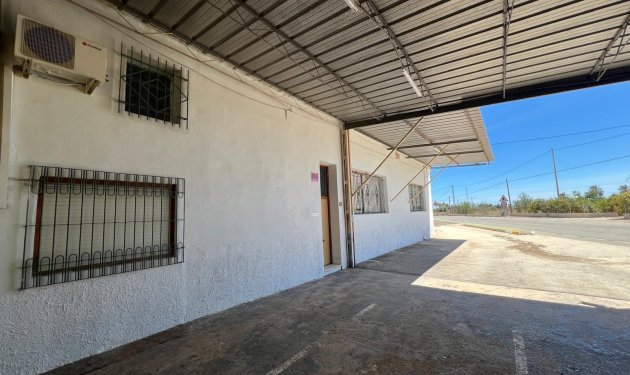 Resale - Nave industrial - Elche