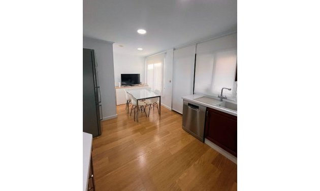 Resale - Apartamento - Elche - Center