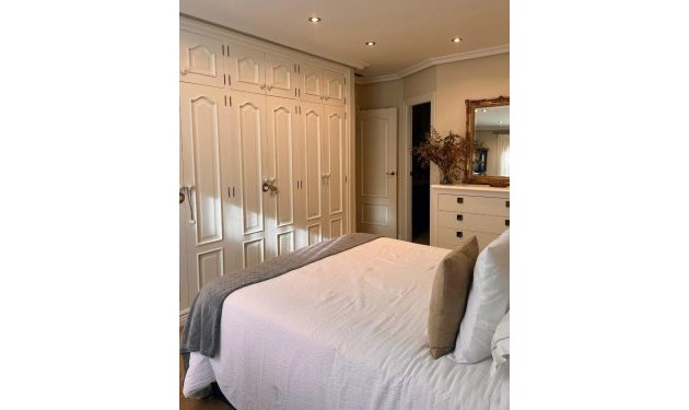 Resale - Apartamento - Elche - Center