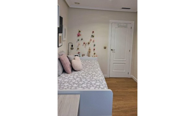 Resale - Apartamento - Elche - Center