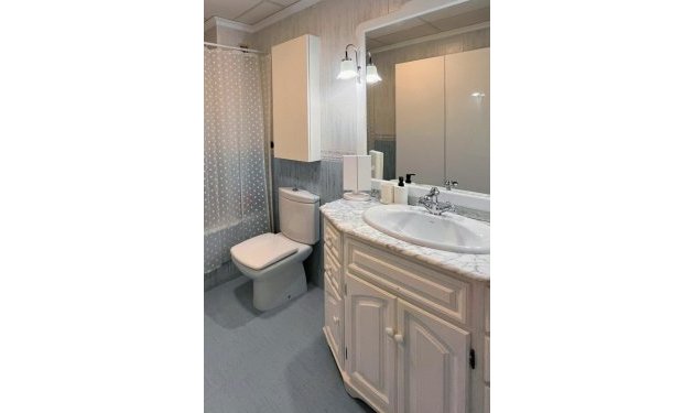 Resale - Apartamento - Elche - Center