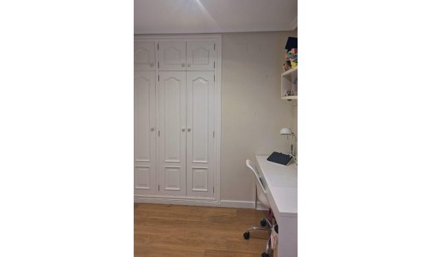 Resale - Apartamento - Elche - Center