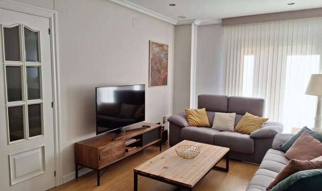 Resale - Apartamento - Elche - Center