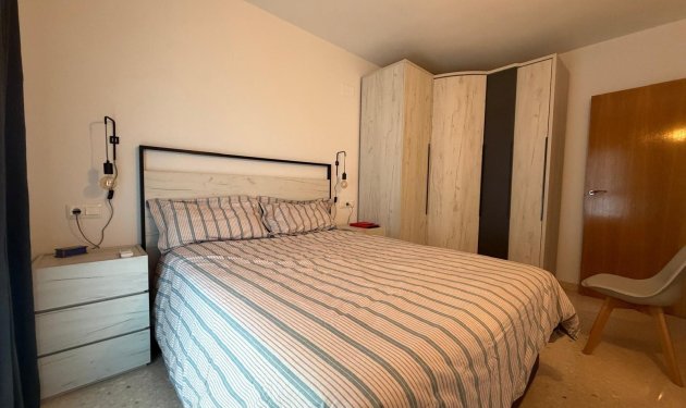 Resale - Piso - Elche - Zona Deportiva-Nuevo Altabix