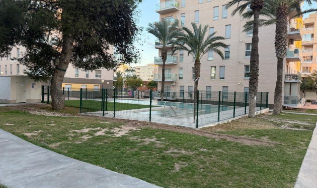 Resale - Piso - Elche - Zona Deportiva-Nuevo Altabix