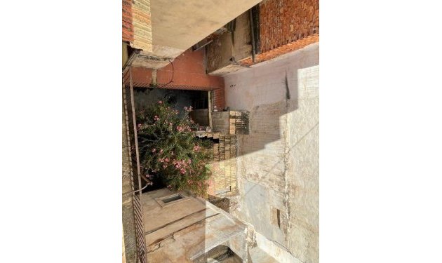 Resale - Edificio - Elche - Centro