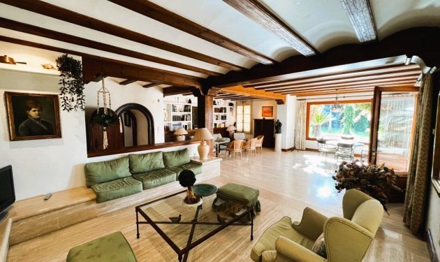 Resale - Finca rústica - Novelda - SERRETA