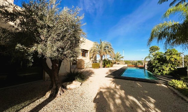 Resale - Chalet - Elche Pedanías - Valverde