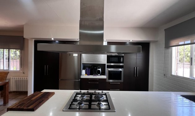 Resale - Chalet - Elche Pedanías - Valverde